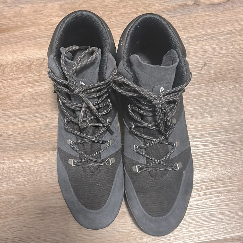 Adidas Terrex Cold.Rdy Gore Tex Hiking shoes men’s size 12.5 like new waterproof